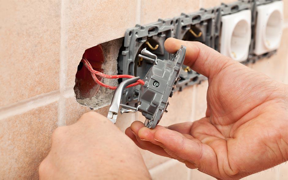 recherche travail électricien bâtiment Paris 11